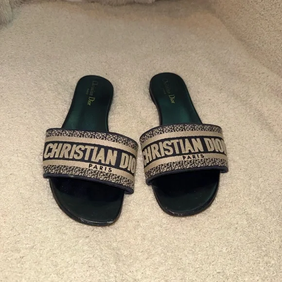 DiorWomen's Slides - Picture 2 of 4